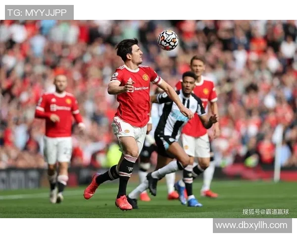 2020年纽卡斯尔对曼联精彩比赛录像回顾与分析 2020年纽卡斯尔对曼联精彩比赛录像回顾与分析