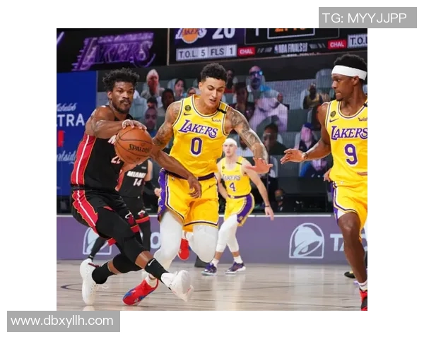 湖人对决热火第四场比赛场地分析与观赛指南